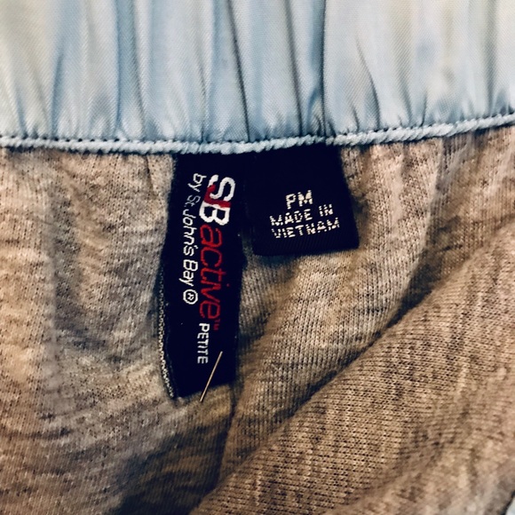 Jogging\Exercise Suit - Picture 7 of 8